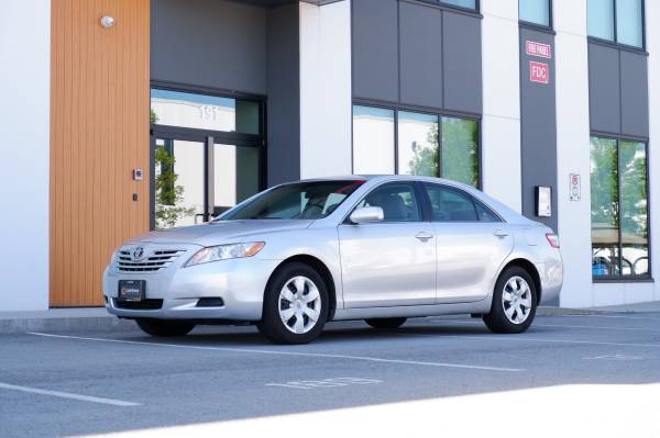 2009 Toyota Camry LE - Lowest Mileage in Town for