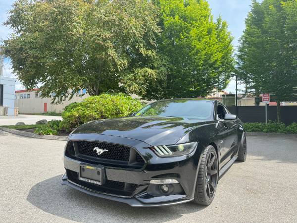 2017 Ford Mustang GT 5L Fast müft· Dark tint ·