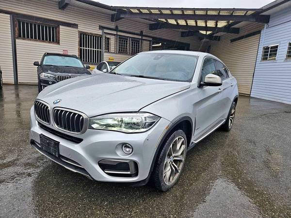 2015 BMW X6 AWD XDrive 50i for $0 Build Credit,