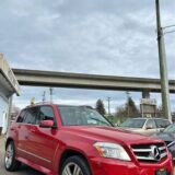 2010 Mercedes-Benz GLK350 AWD with Navigation and Panoramic Sunroof for