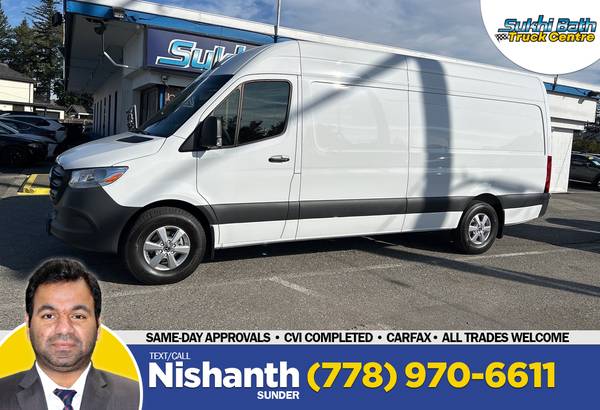 2023 Mercedes-Benz Sprinter 2500 EXT Cargo Van with Backup Cam