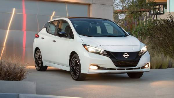 2023 Nissan Leaf SV Plus for $0 Build Credit, Poor