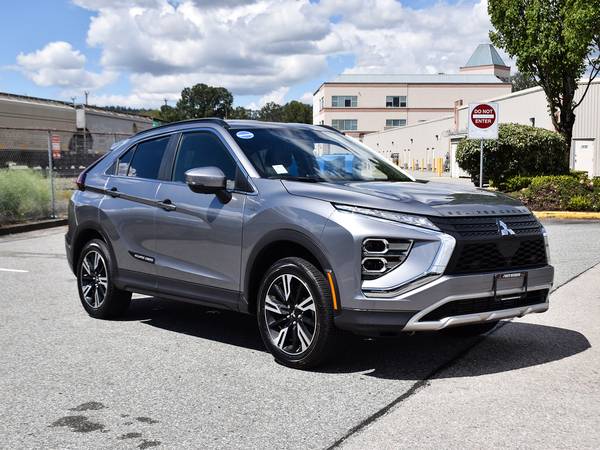 2023 Mitsubishi Eclipse Cross SE S-AWC for $0 Build Credit,