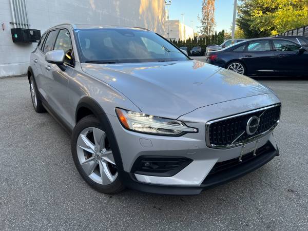 2017 Volvo V60 Cross Country T5 AWD for $0 Build