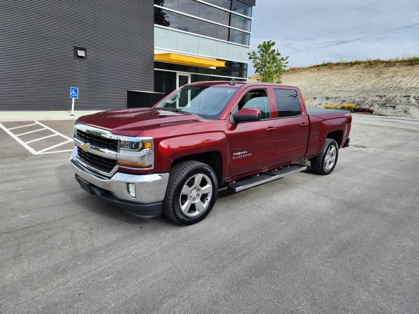 2017 Chevrolet Silverado 1500 LT Crew True North Edition 4X4