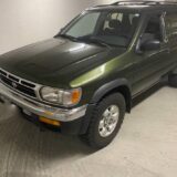 1997 Nissan Pathfinder 4 Door AT 4X4 Very Clean for