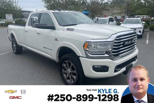 2022 RAM 3500 Limited Longhorn 4x4 Crew Cab 8' Box