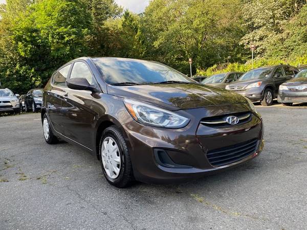 2016 Hyundai Accent SE Hatchback for $0 Build Credit, Poor