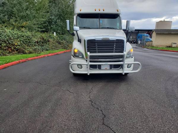 2018 Freightliner Cascadia for $0 Build Credit, Poor Credit, Bad