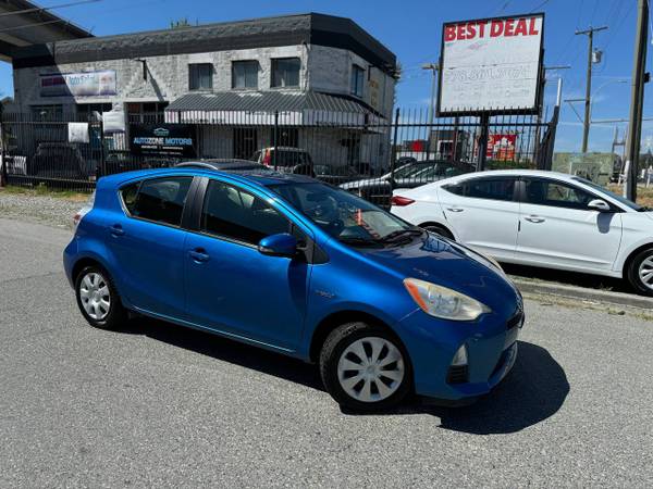 2013 Toyota Prius C Hybrid Clean Title for $0 Build