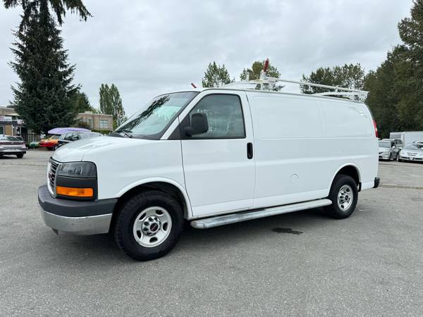 2016 GMC Savana 2500 Cargo Van with Shelving Divider for