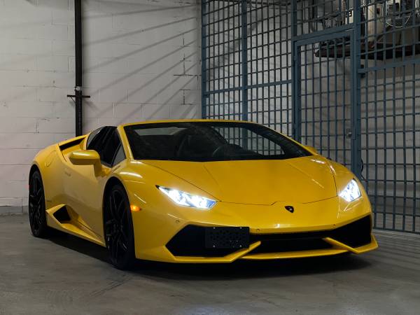 2016 Lamborghini Huracan Spyder 610-4 FS - 14,500 km for