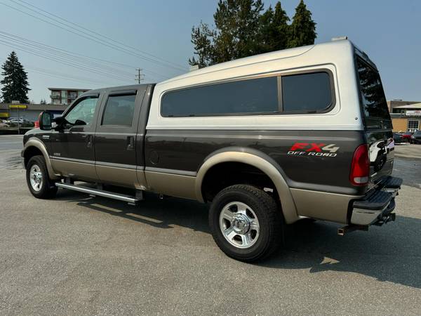 2005 Ford F-350 SRW Lariat 4WD 8ft Long Box for