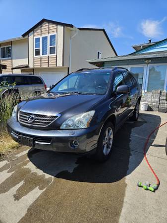 2006 Lexus RX 400h Hybrid SUV for $0 Build Credit,