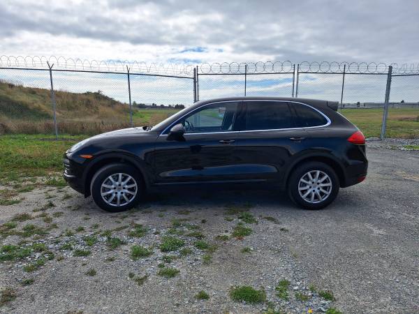 2014 Porsche Cayenne Platinum AWD for $0 Build Credit, Poor