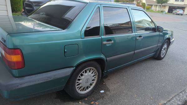 1994 Volvo 850 Green Non-Turbo for $0 Build Credit, Poor