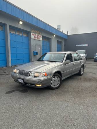 1996 Volvo 960 Sedan Trim, 248K, New Radiator, Includes Snow