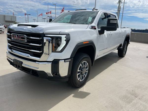 2024 GMC Sierra 2500 SLE Diesel Crew 6.6 Box 4x4