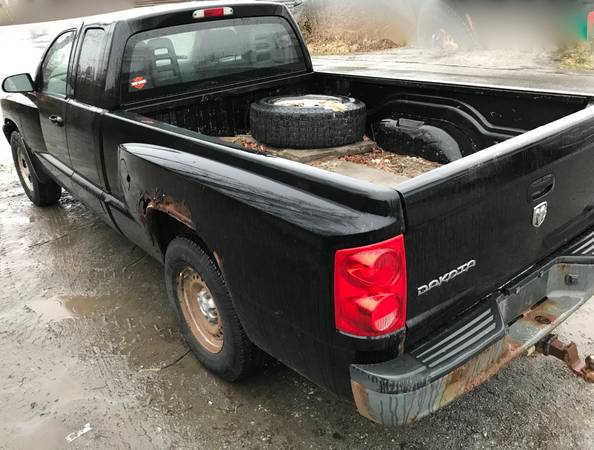 2007 Dodge Dakota 2WD 4.7L Magnum Parts for $0 Build