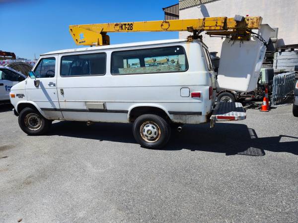 2023 Chevy 1 Ton Bucket Truck for $0 Build Credit,