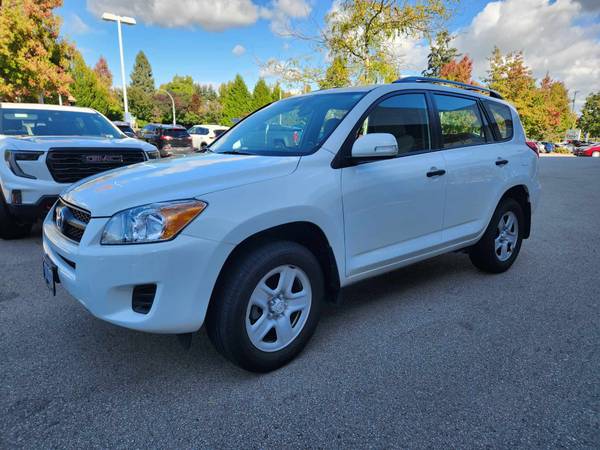 2011 Toyota RAV4 AWD Trim - 98,500 KM, Lady Driven,