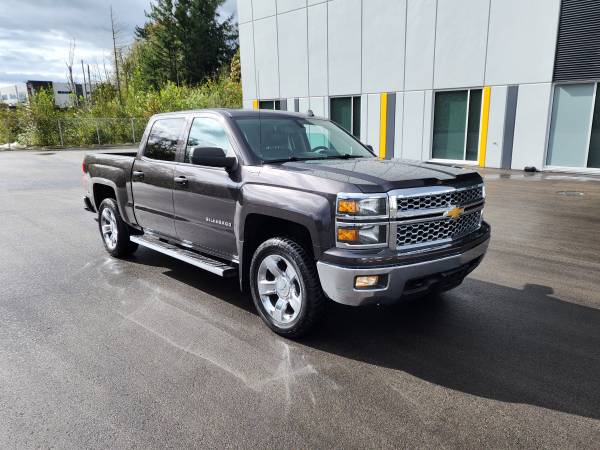 2014 Chevrolet Silverado 1500 Z71 LT Crew Cab 4x4 for