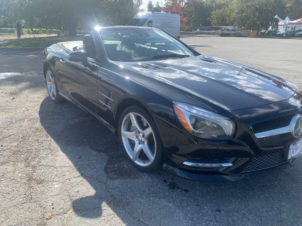 2013 Mercedes SL550 - Mint Condition with 3-Year Extended Warranty