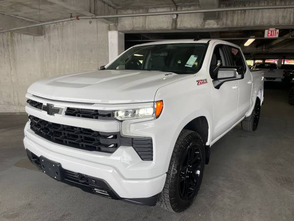 2024 Chevrolet Silverado 1500 RST Z71 Diesel Crew Cab for