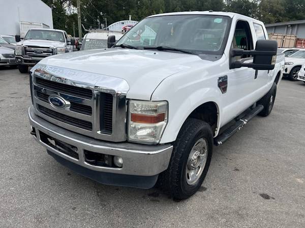 2008 Ford F-350 SRW XLT 4WD Crew Cab 8 Ft