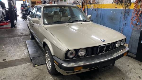 1988 BMW E30 325i for $0 Build Credit, Poor Credit,