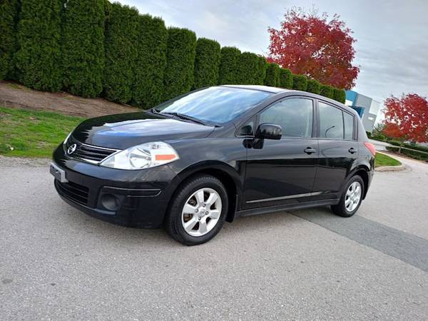 2010 Nissan Versa S Hatchback Automatic A/C - Local BC