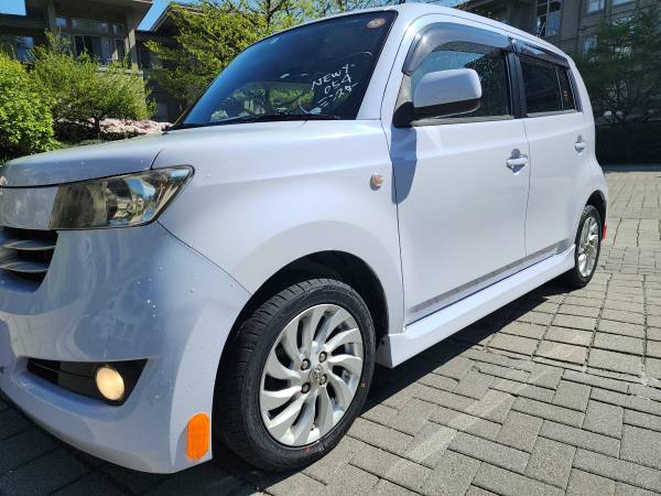 2013 Toyota bB 1500cc RS - Spacious Interior, Only 80K