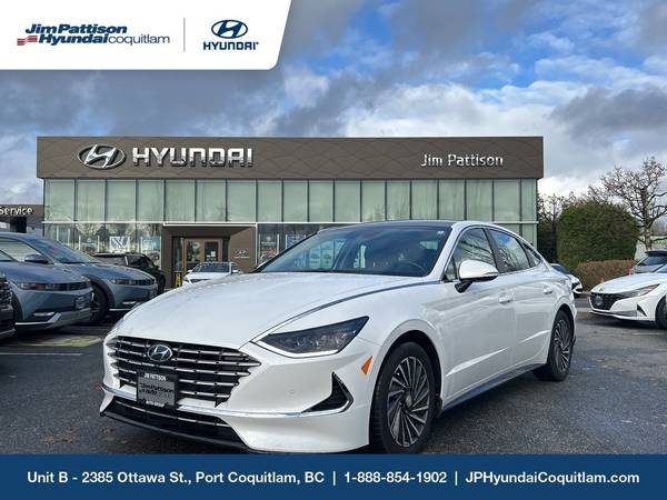 2022 Hyundai Sonata Hybrid Ultimate Sedan w/ Solar Roof for