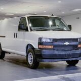 2023 Chevrolet Express 3500 V6 155" - 705 km for