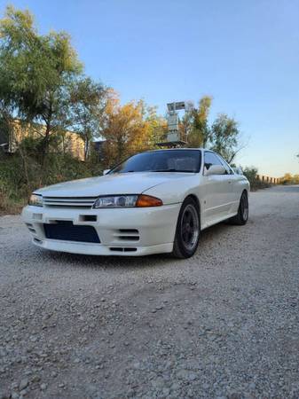 1990 Nissan Skyline GT-R for $0 Build Credit, Poor Credit,