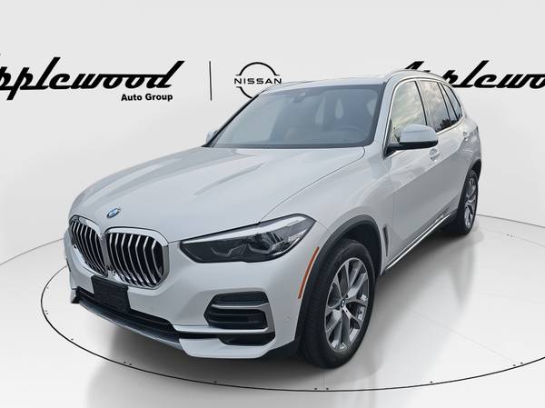 2023 BMW X5 xDrive40i AWD for $0 Build Credit, Poor