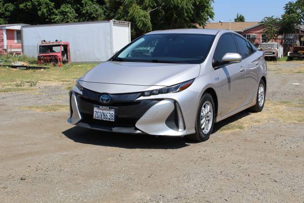 2017 Toyota Prius Prime Plus for $0 Build Credit, Poor