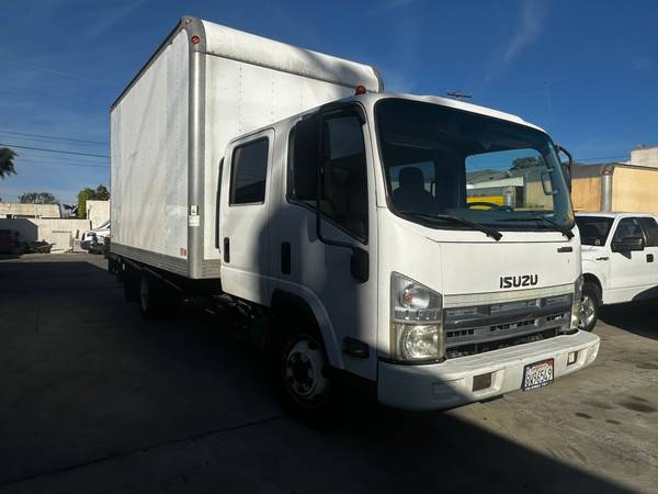 2008 Isuzu NPR 16' Crew Cab Box Truck with Liftgate