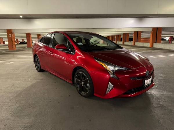 2018 Toyota Prius Three Touring for $0 Build Credit, Poor