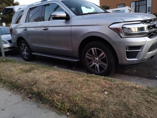 2023 Ford Expedition Limited 4X4 for $0 Build Credit, Poor