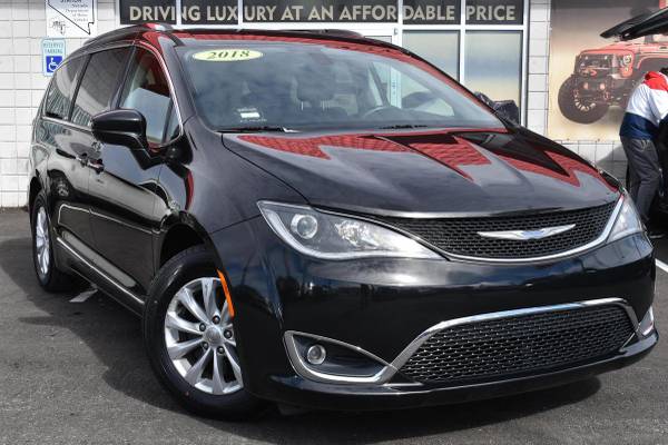 2018 Chrysler Pacifica Touring L for $0 Build Credit, Poor