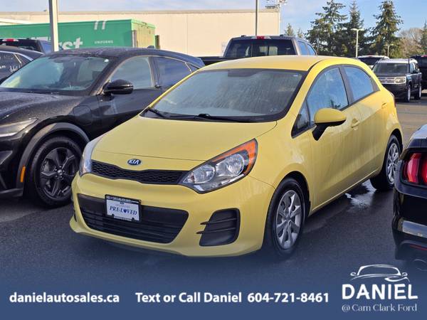 2016 KIA RIO EX Hatchback Low KM, No Accidents! for