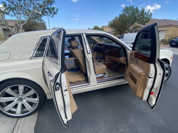 2006 Rolls Royce Phantom Trim for $0 Build Credit, Poor