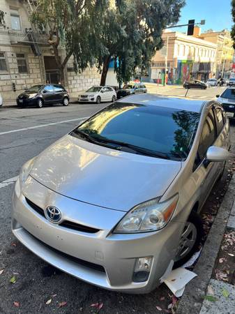 2011 Toyota Prius - Clean Title for $0 Build Credit,