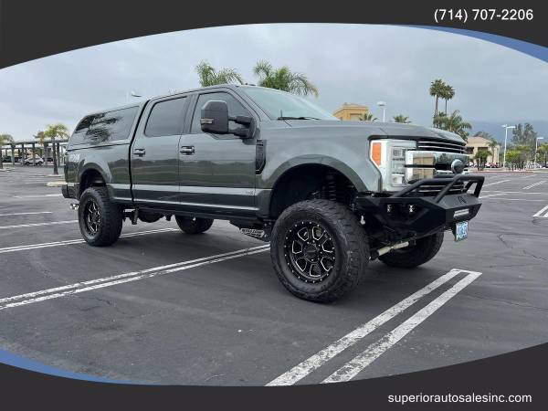 2017 Ford F250 Super Duty Lariat Crew Cab 4D 8