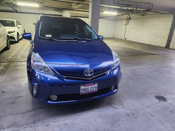 2012 Toyota Prius V Two for $0 Build Credit, Poor