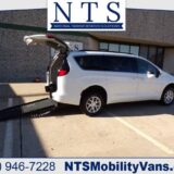 2021 Chrysler Voyager Handicap Mobility Wheelchair Rear Entry Ramp Van