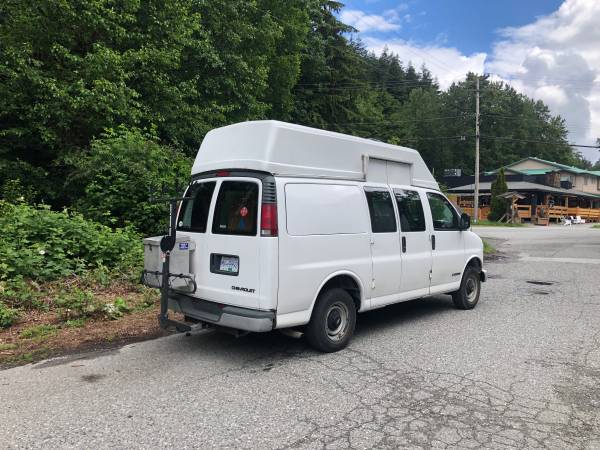 2001 Chevy Express High Top Camper Van - Low KMs