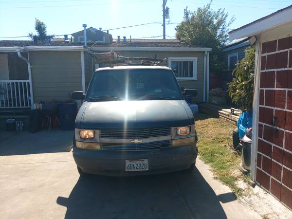 1999 Chevy Astro Cargo Van for $0 Build Credit, Poor