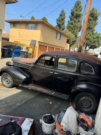 1938 Pontiac Sedan Trim for $0 Build Credit, Poor Credit,